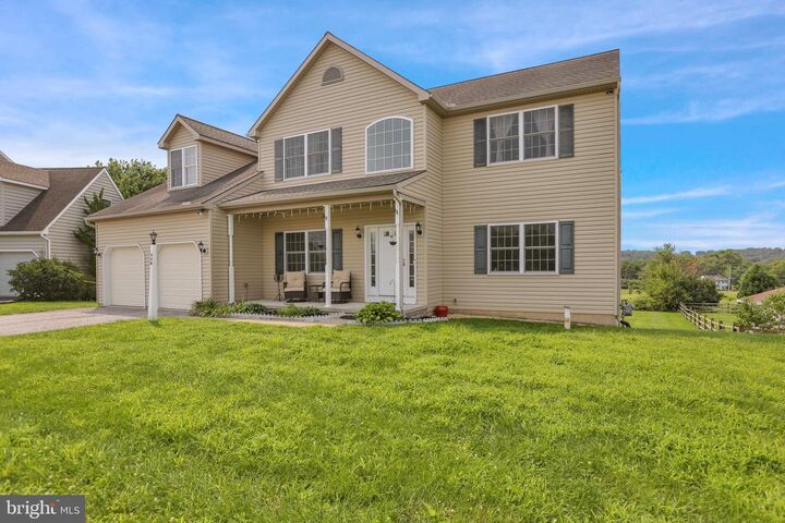 Property Photo:  338 Darlington Court  PA 17601 