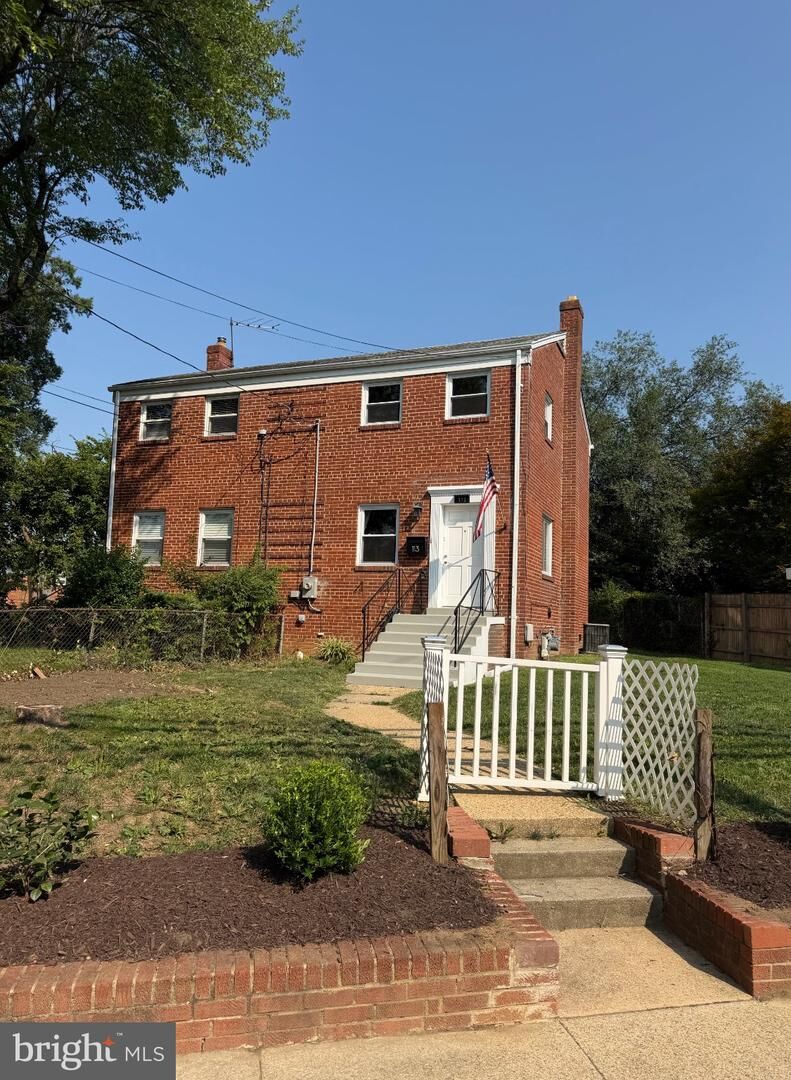 Property Photo:  113 S Gordon Street  VA 22304 