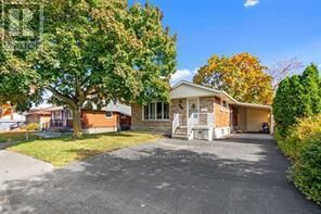 Property Photo:  2095 Haig Drive  ON K1G 2K8 