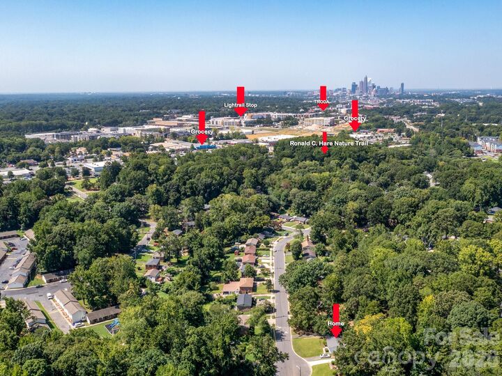 Property Photo: 4925 Springview Road NC 28213