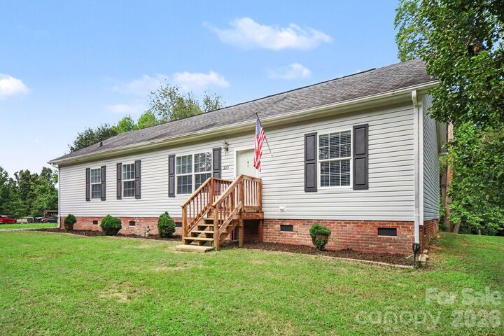 Property Photo:  303 Hardin Circle  NC 28073 