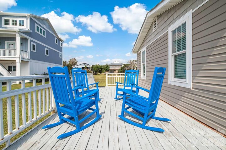 Property Photo: 2622 E Dolphin Drive 11/30 NC 28465