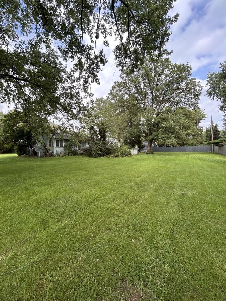 Property Photo:  3735 W Henderson Road  OH 43220 