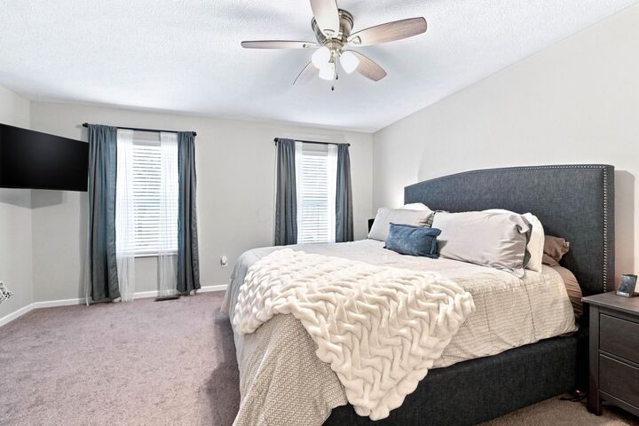 Property Photo:  182 Mannaseh W Drive  OH 43023 