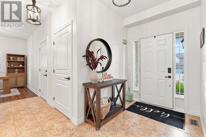 Property Photo:  53 Valiant Circle  ON L0R 1C0 
