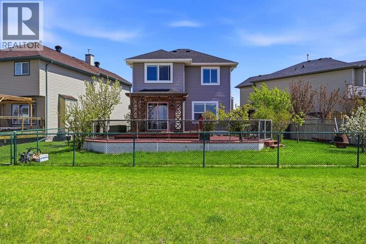 Property Photo: 86 Saddlecrest Close Northeast AB T3J 5B6