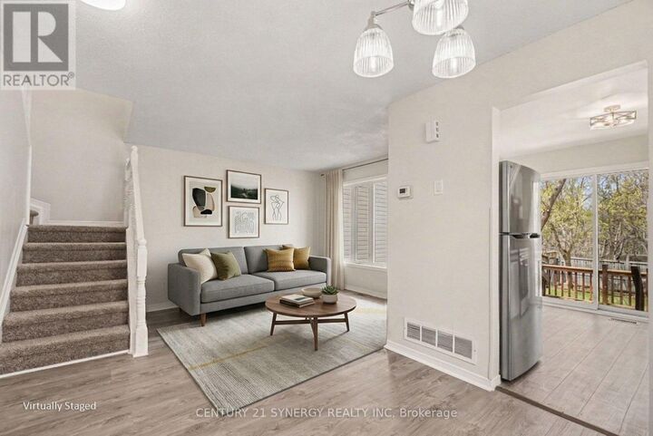 Property Photo:  54 Meadowcroft Crescent  ON K1J 1H2 