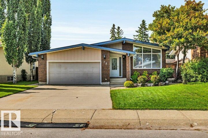 Property Photo:  72 Ekota Cr NW NW  AB T6K 2J7 