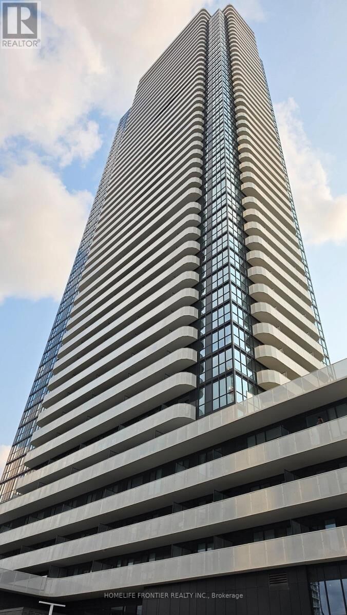 Property Photo: 195 Commerce Street 4007 ON L4K 0P9