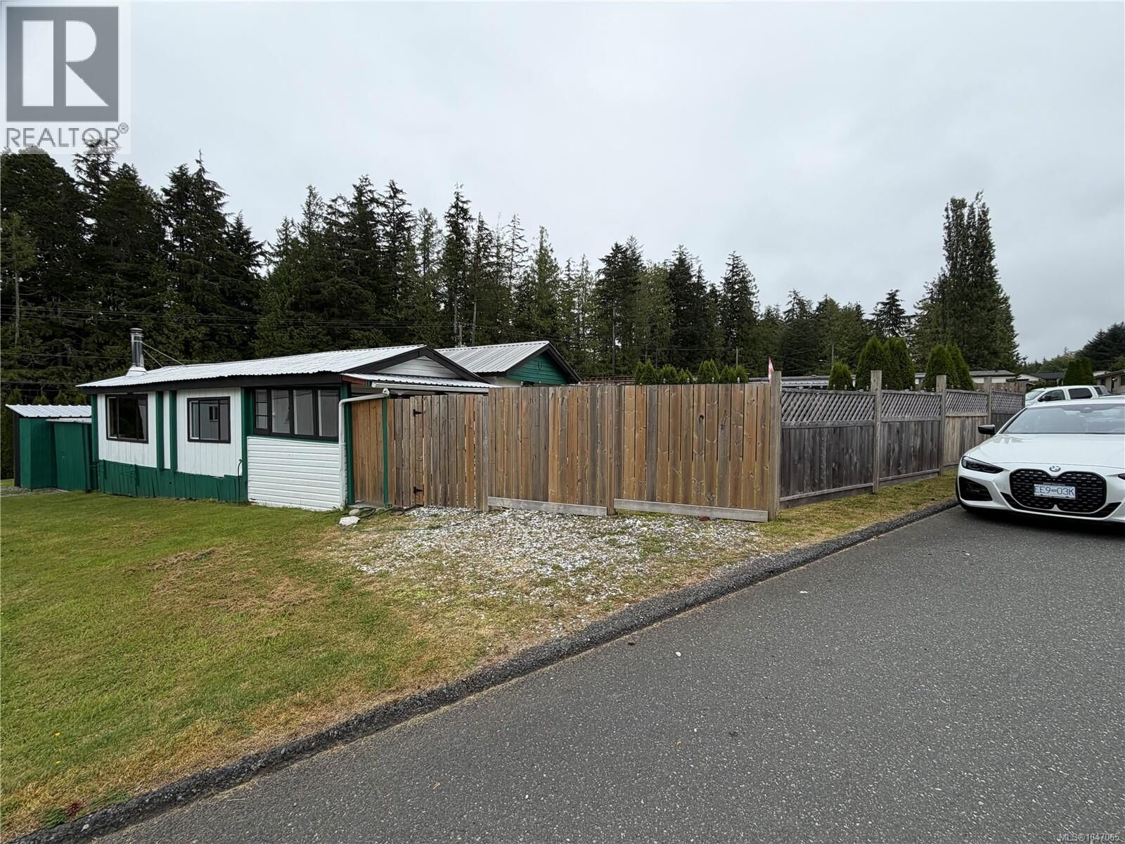 Property Photo:  5250 Beaver Harbour Road 16  BC V0N 2P0 