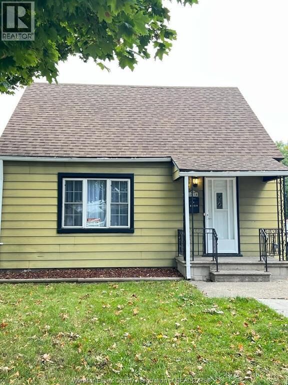 Property Photo:  1058 California  ON N9B 2Z7 