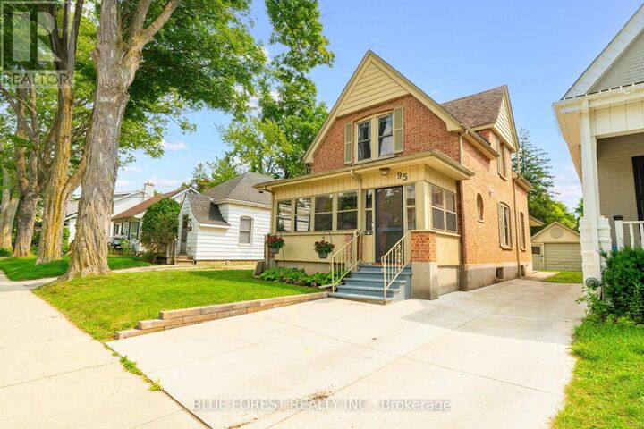 95 Tecumseh Avenue East — photo 1