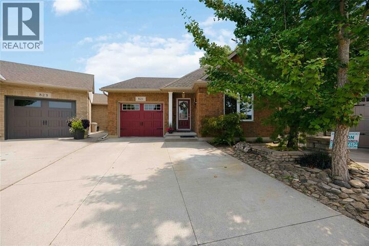 Property Photo: 821 Carriage Way ON N7W 0A5
