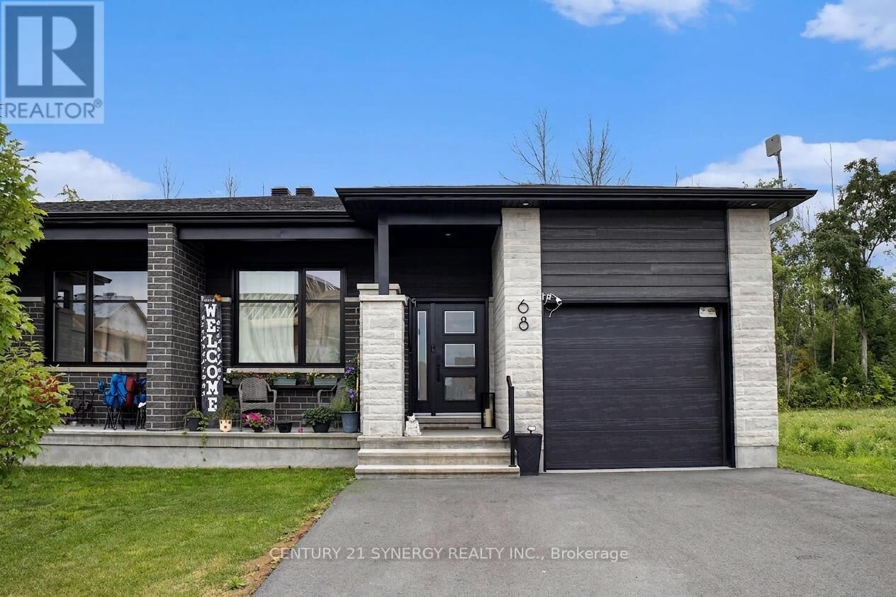 Property Photo:  68 Villeneuve Street  ON K0C 1W0 