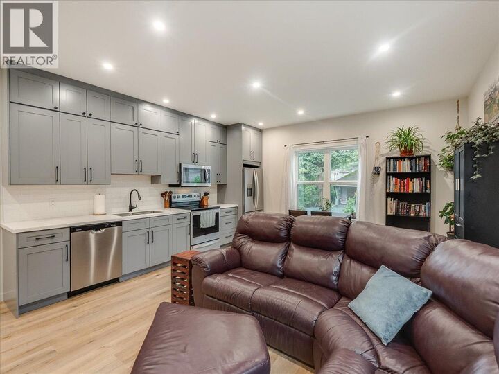 Property Photo: 1224 Stanley Street D BC V1L 1P7