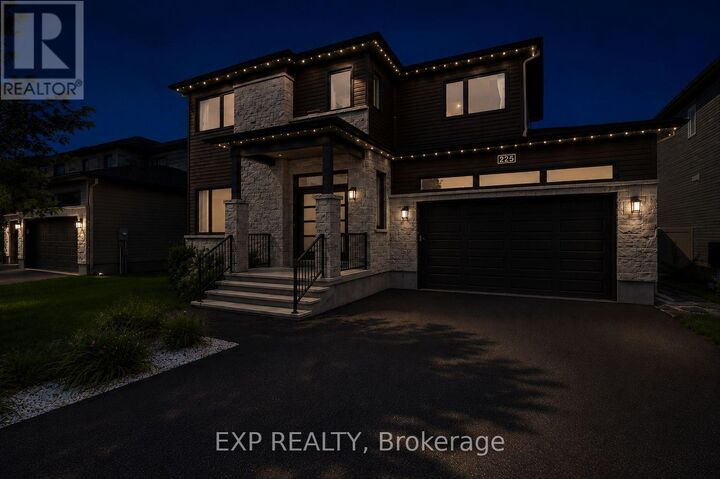 Property Photo:  225 Sunset Crescent  ON K4R 0E5 