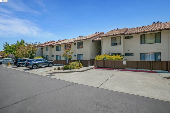 Property Photo: 22012 Sevilla Rd 95 CA 94541