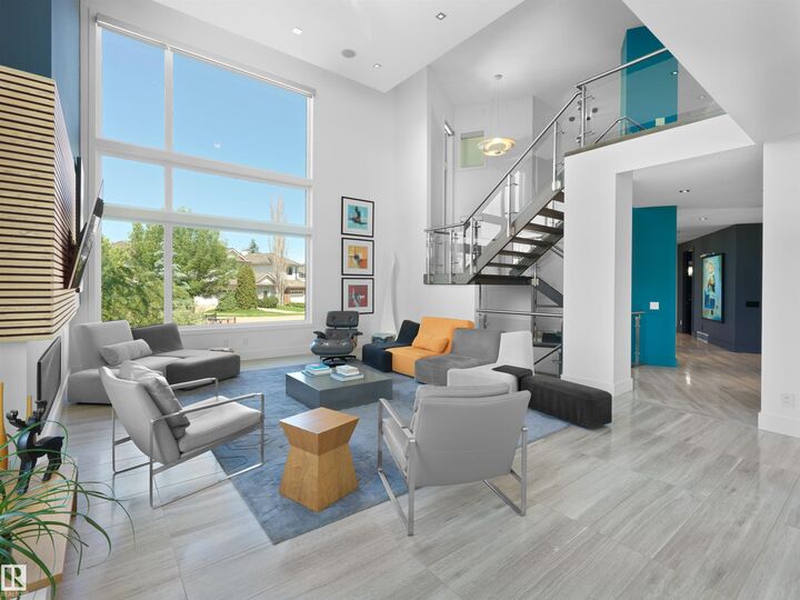 Property Photo: 703 Dalhousie Way NW AB T6M 2V3