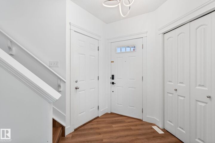 Property Photo:  5964 164 Avenue NW  AB T5Y 0B2 