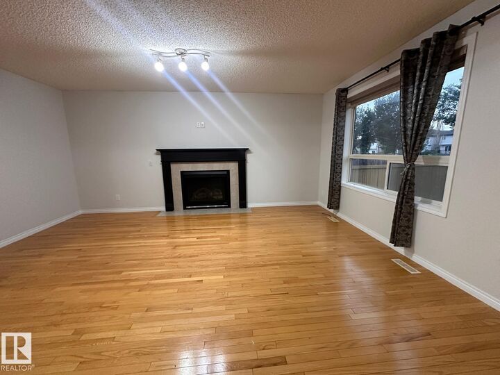 Property Photo: 1569 37A Avenue NW AB T6T 0E2