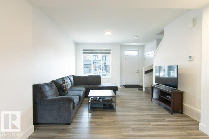 Property Photo:  1434 Keswick Drive SW  AB T6W 4T9 