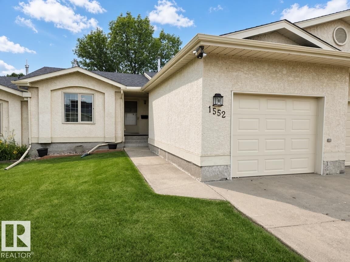 Property Photo:  1552 54 Street NW  AB T6L 6H4 