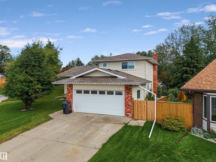Property Photo: 5403 43 Avenue AB T7A 1K5