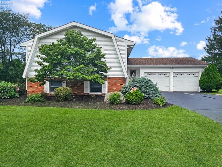 Property Photo:  4360 County Road 183  OH 43410 