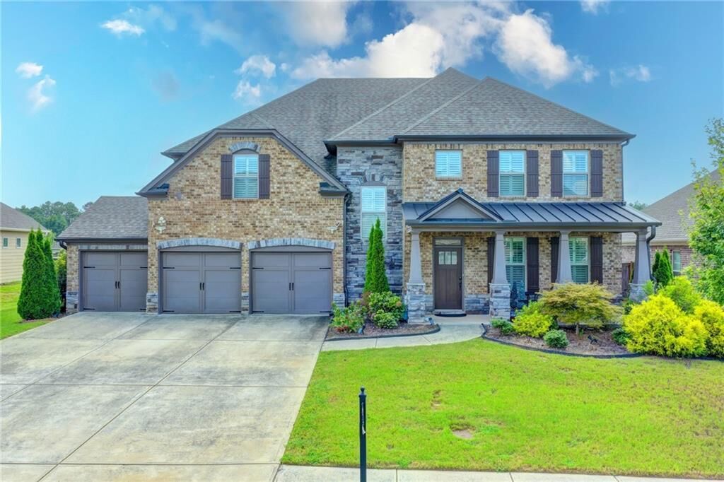 Property Photo: 3528 Tioga Lake Cove GA 30044