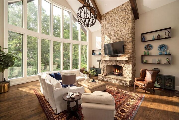 Property Photo:  962 Chattooga  GA 30024 
