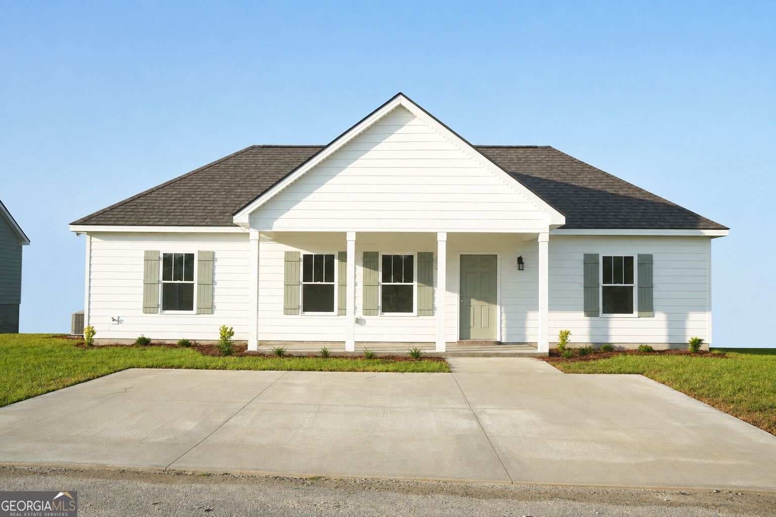 Property Photo: 140 Avalon Trace GA 30458