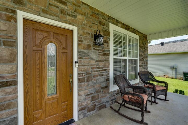 Property Photo: 317 Wilson Court TN 37347