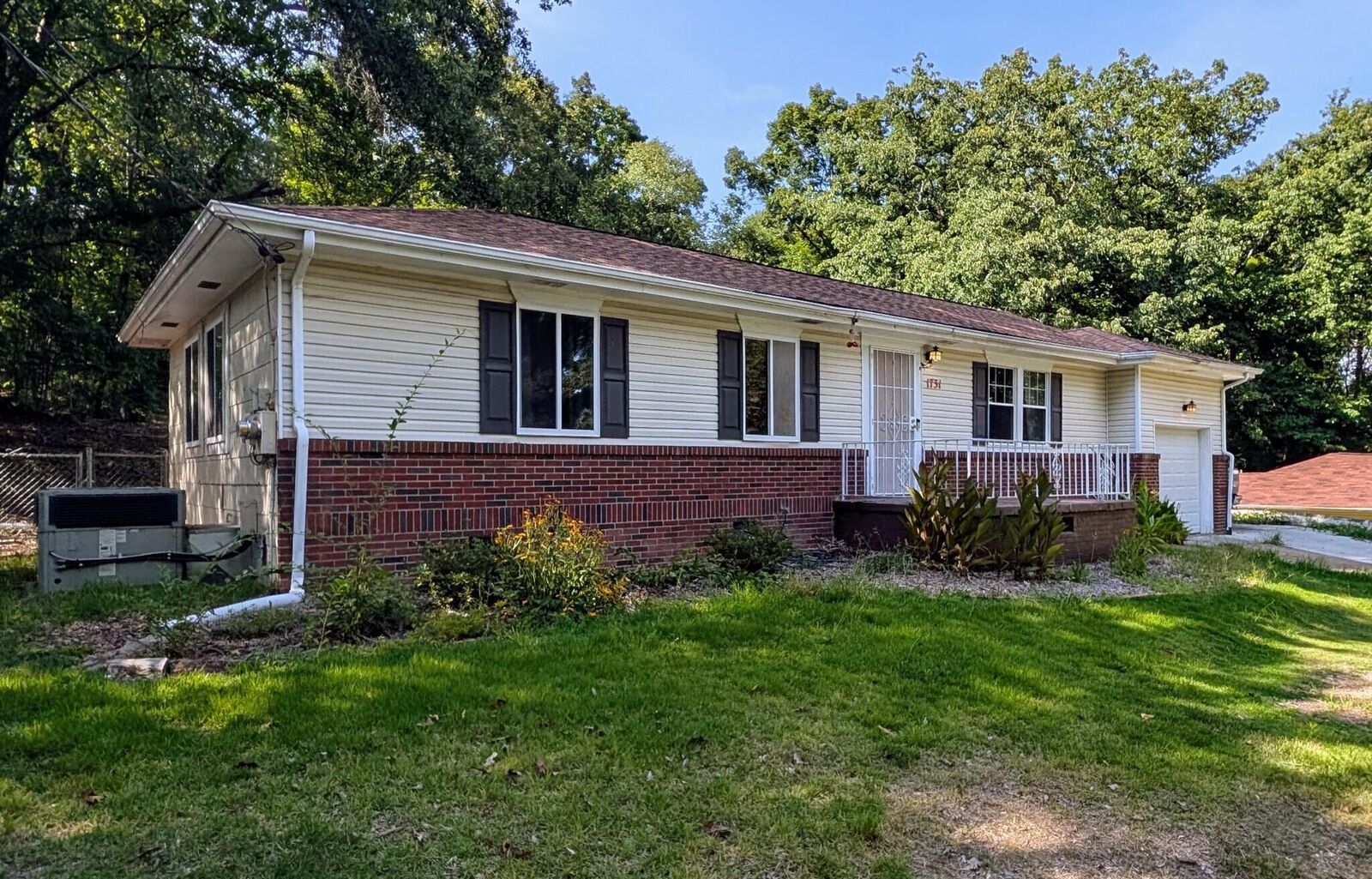 Property Photo: 1731 Jeanaga Trail TN 37406