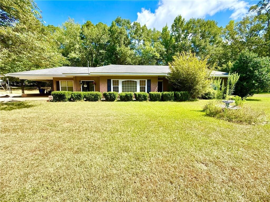 Property Photo:  11552 Highway 84 Highway  LA 71342 