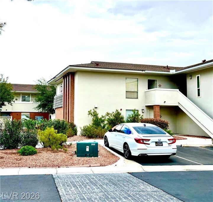 Property Photo: 2838 Geary Place 4020 NV 89109