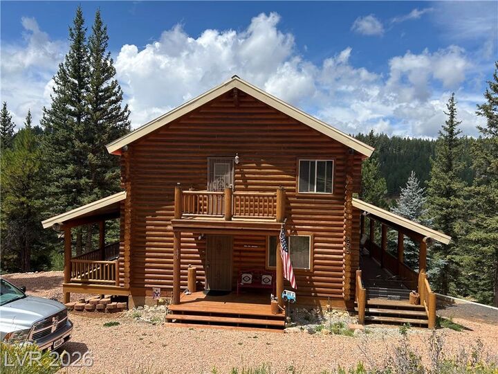 Property Photo:  695 North Skyline View Drive  UT 84762 