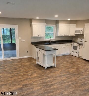 Property Photo:  52 Lounsberry Hollow Rd  NJ 07461 