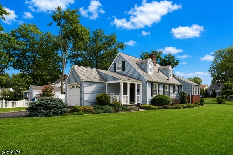 Property Photo:  8 Cherokee Road  NJ 07016 
