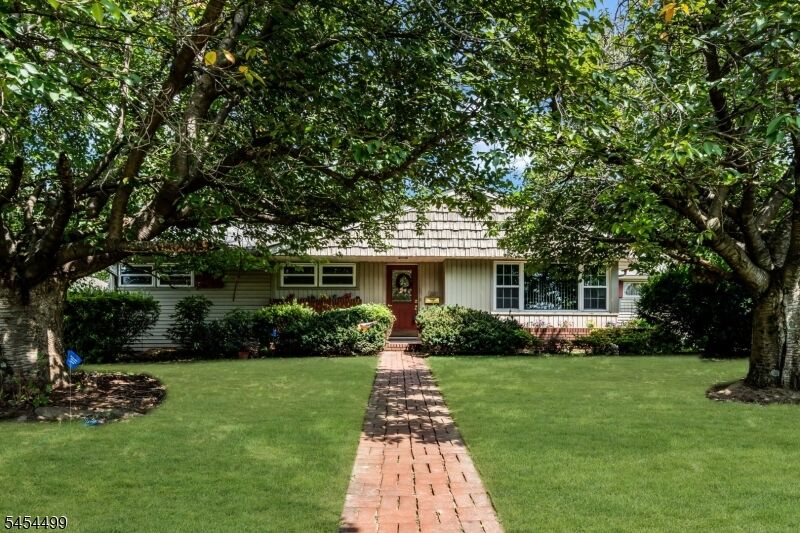 Property Photo:  221 Ohio Ave  NJ 08865 