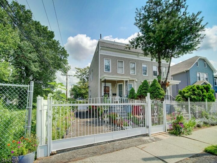 Property Photo: 22 Kensington Pl NJ 07017