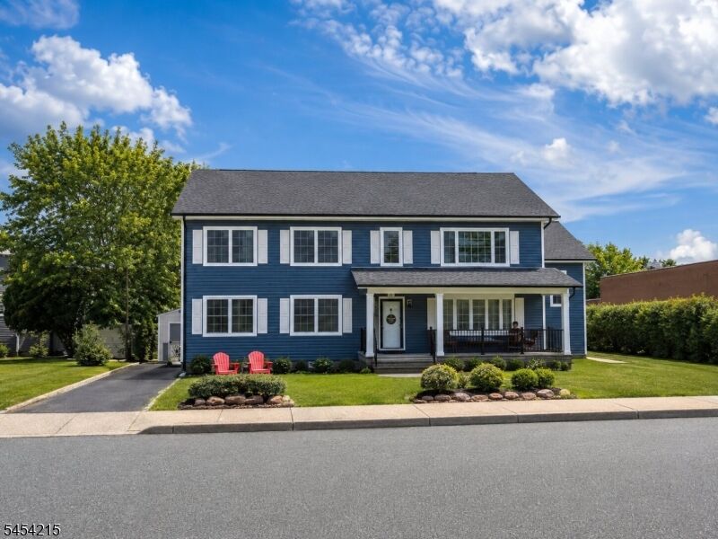 Property Photo:  81 Ellen St 2  NJ 07110 