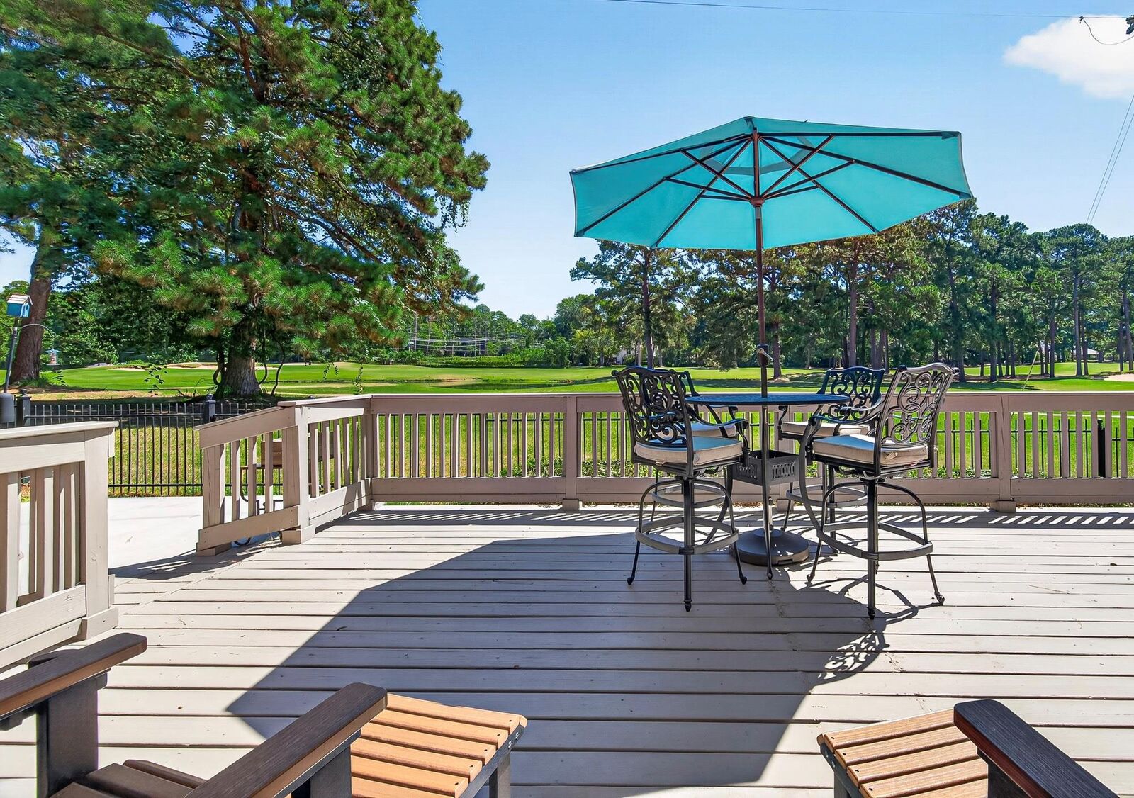 Property Photo: 8 Alba Road TX 77356
