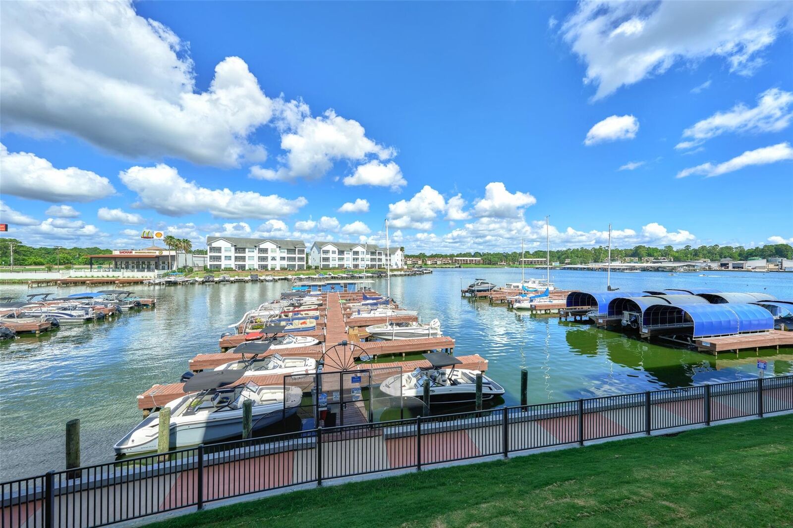 Property Photo:  199 Waterpoint Court 104  TX 77356 