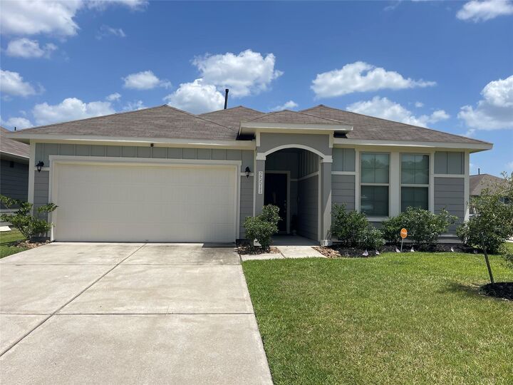 Property Photo:  25511 Northpark Lake Drive  TX 77365 