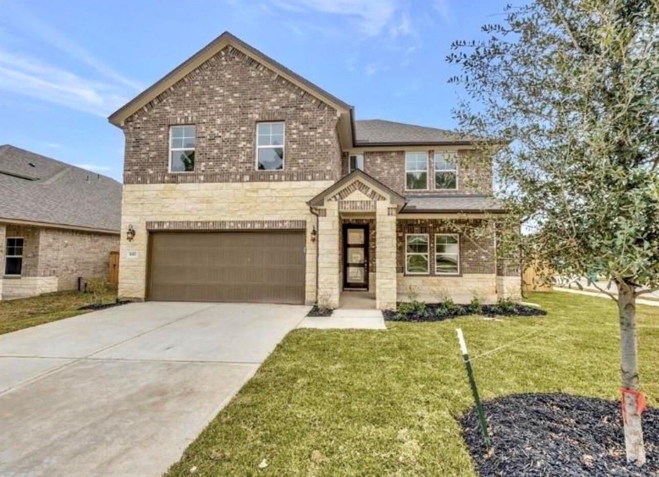 Property Photo: 1927 Darlington Oak Drive TX 77304