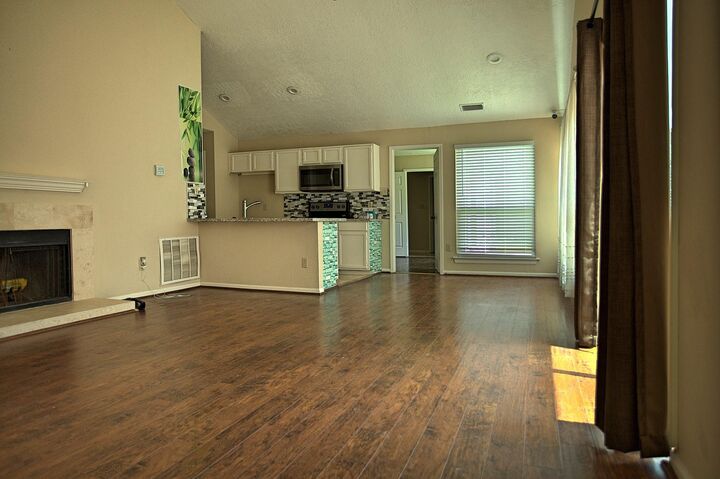 Property Photo: 7219 Caddo Lake Lane TX 77083