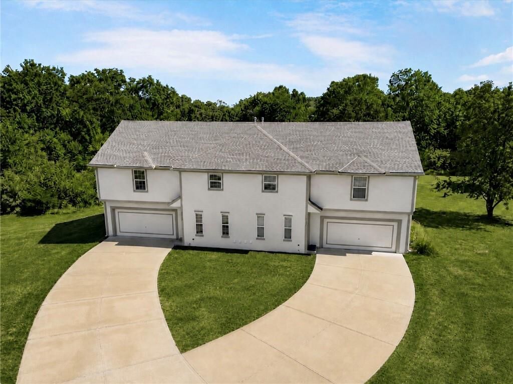 Property Photo:  5129 Woodland Drive  KS 66218 