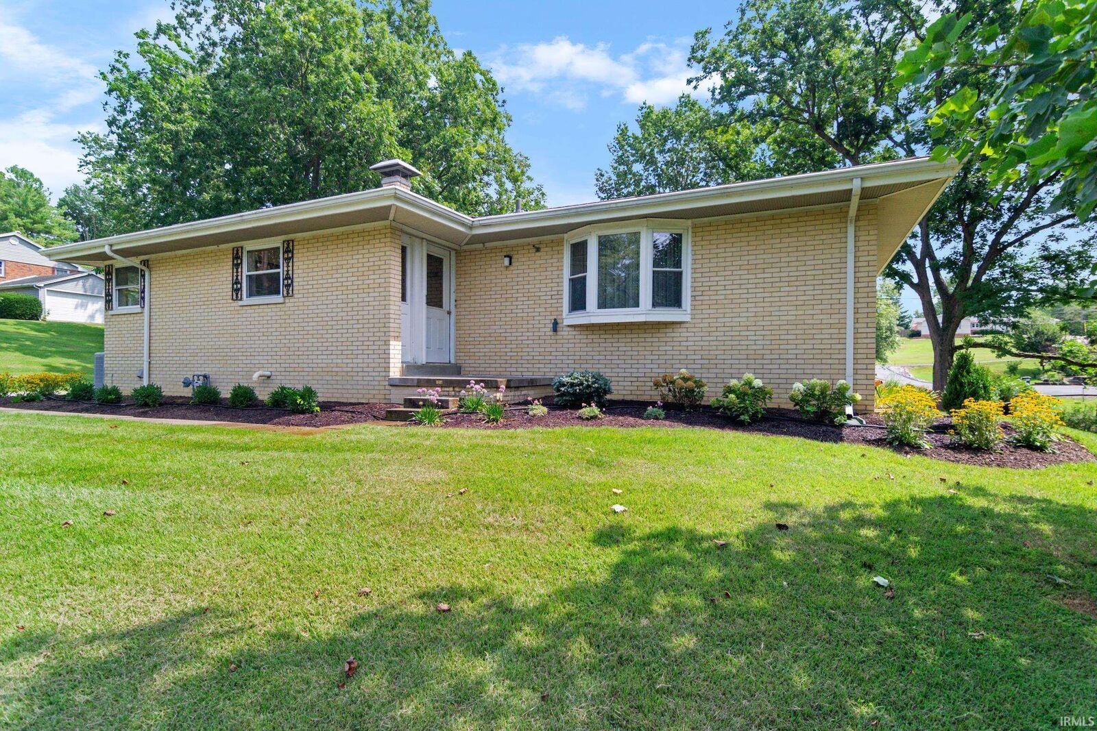 Property Photo:  1314 Reiter Drive  IN 47712 