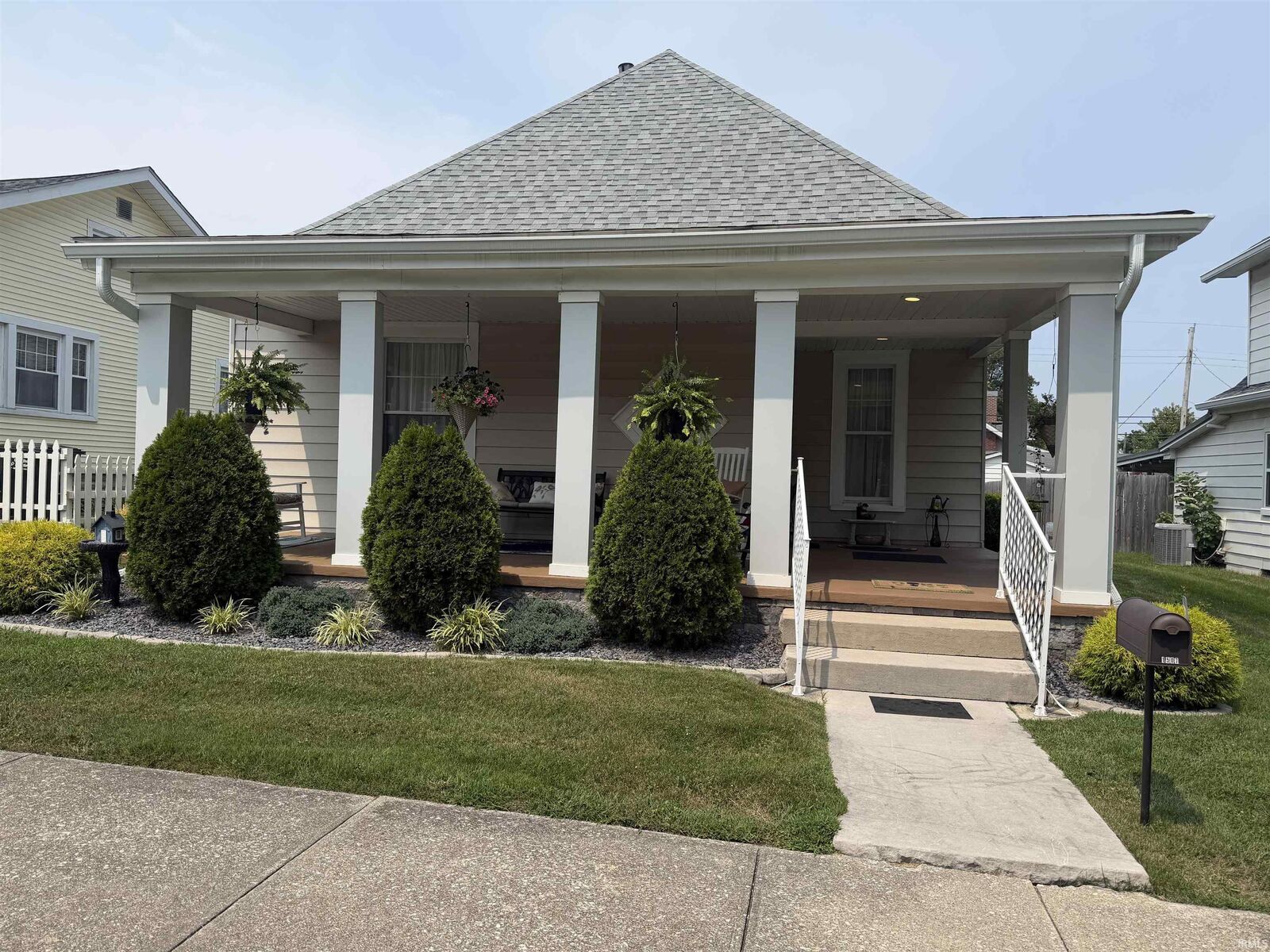 Property Photo: 1507 13th Street IN 47421