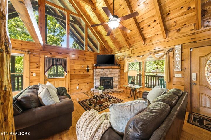 Property Photo:  2606 Tree Tops Way  TN 37863 
